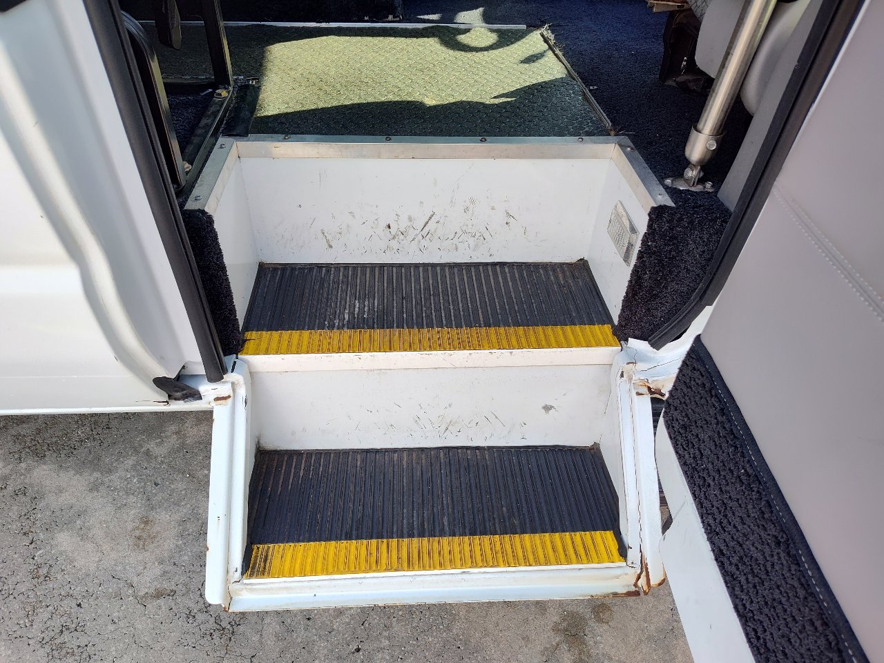 Used 2013 Ford E-250 and Econoline 250 Extended w/ Premium Van Group image 20