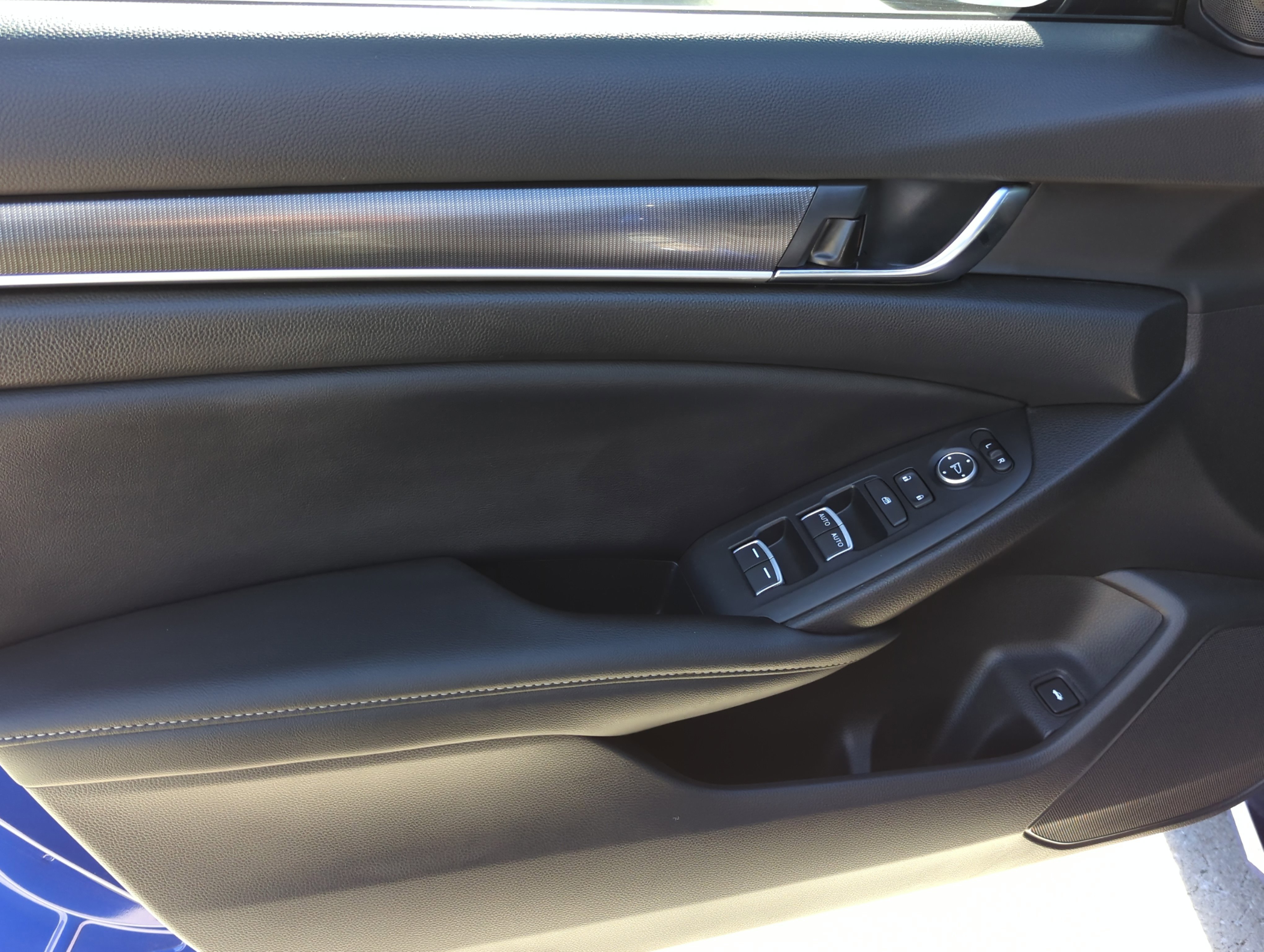 Used 2022 Honda Accord Sport image 19