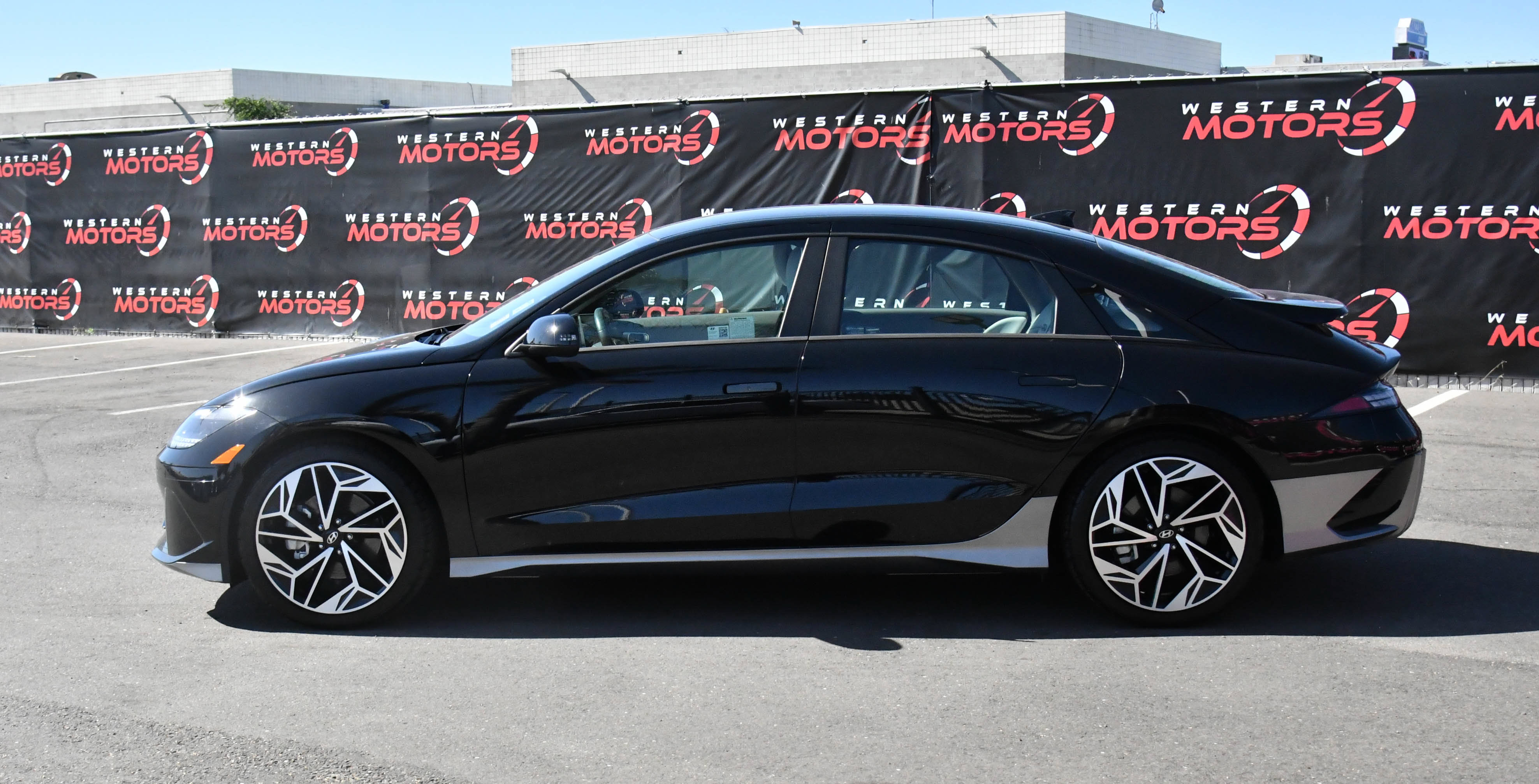 Used 2024 Hyundai Ioniq 6 SEL RWD image 4