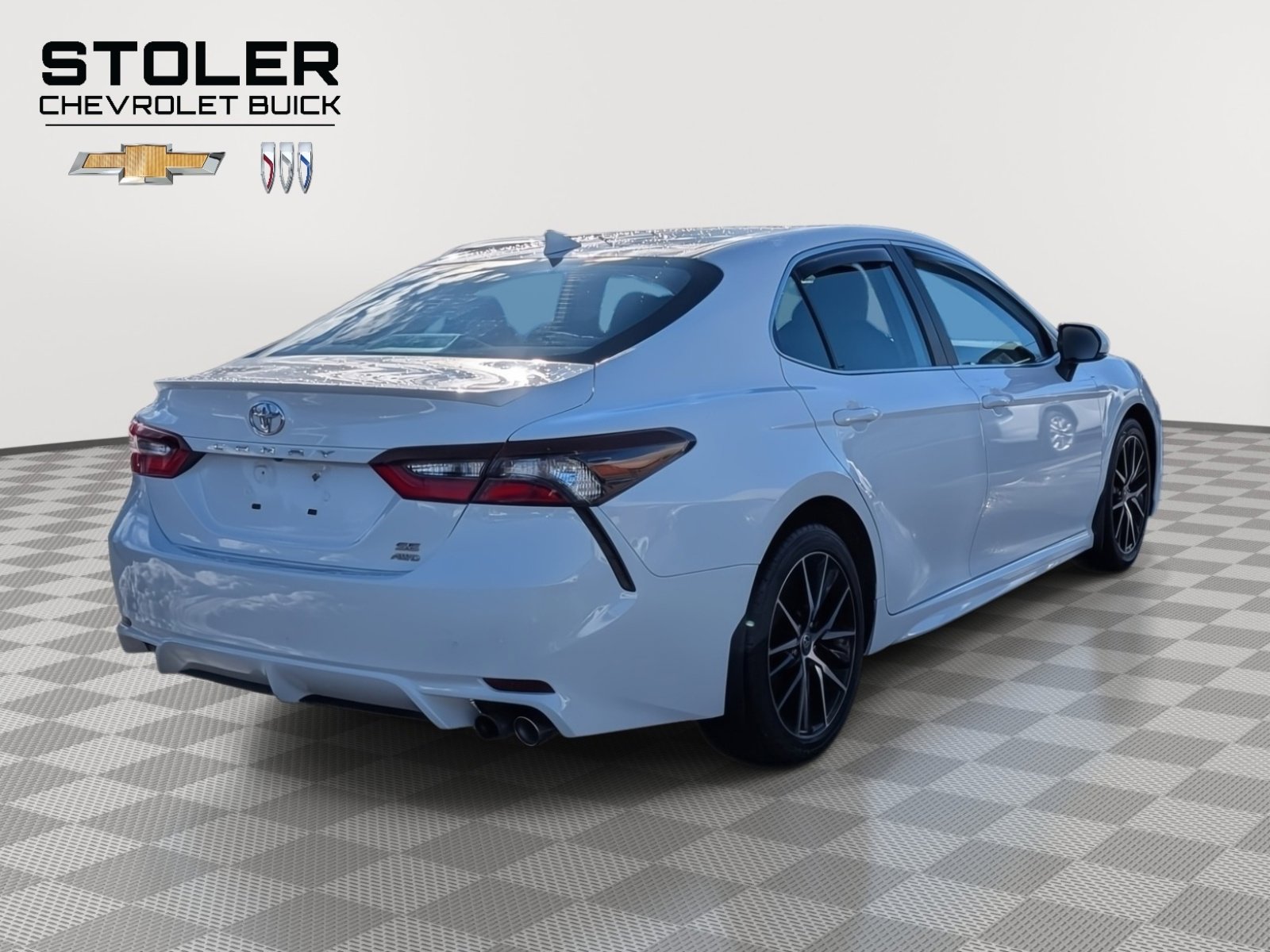 Used 2022 Toyota Camry SE image 5