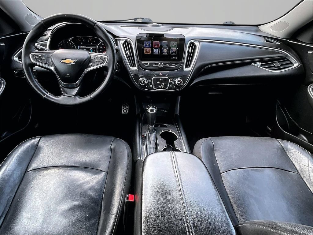 Used 2016 Chevrolet Malibu LT w/ Leather Package FWD image 17