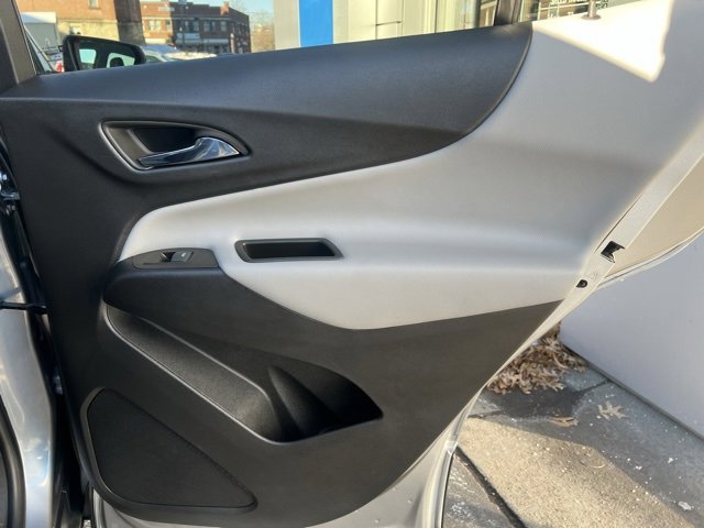 Used 2023 Chevrolet Equinox LT image 21