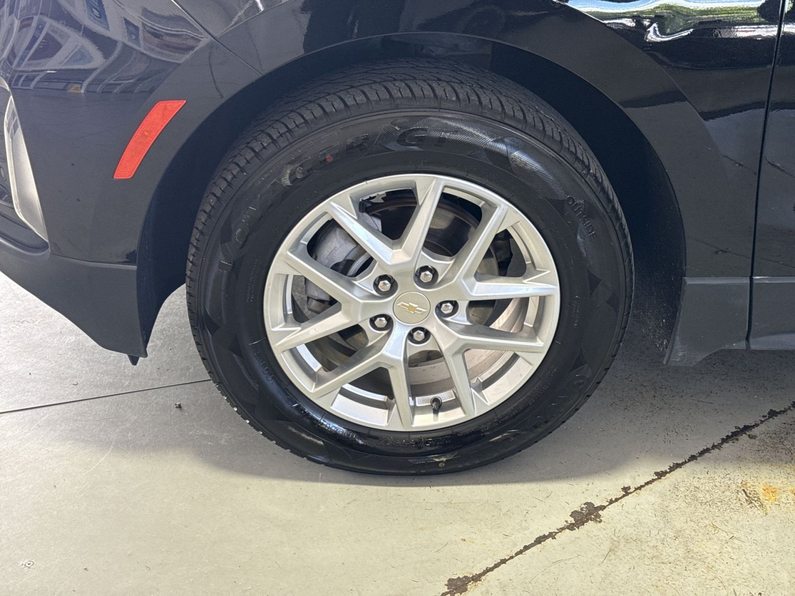 Used 2022 Chevrolet Equinox LT AWD/4WD image 13