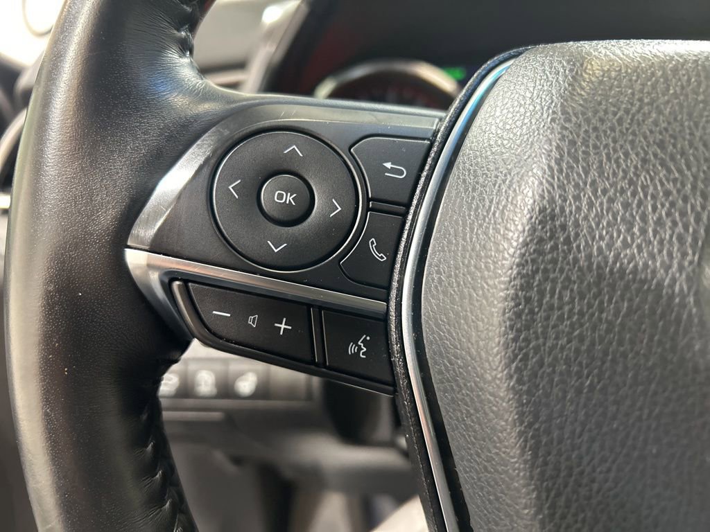 Used 2020 Toyota Camry XSE w/ Navigation Package image 24