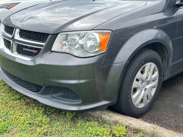 Used 2019 Dodge Grand Caravan SE w/ UConnect Hands-Free Group FWD image 10