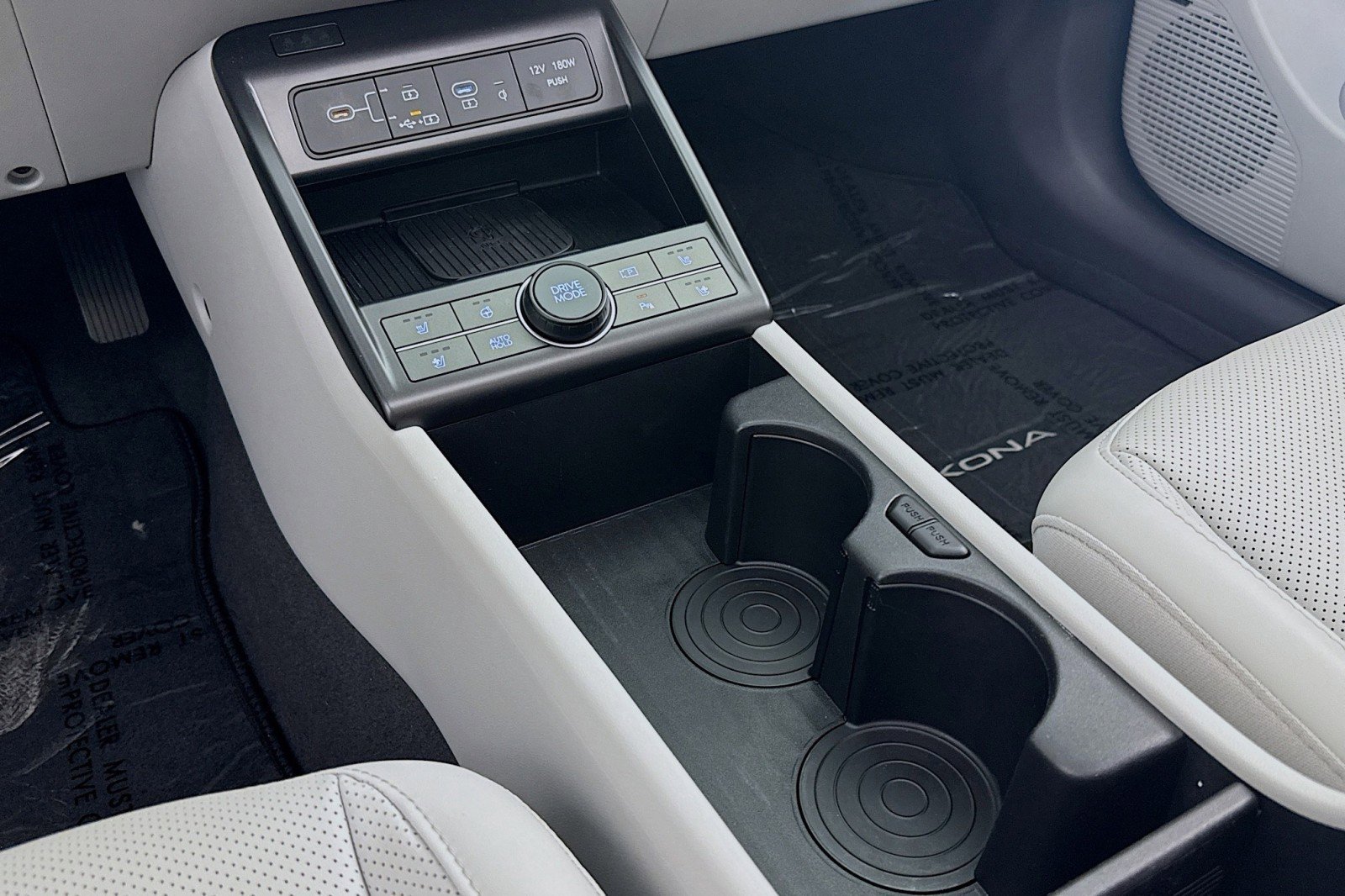 Used 2025 Hyundai Kona Limited image 6