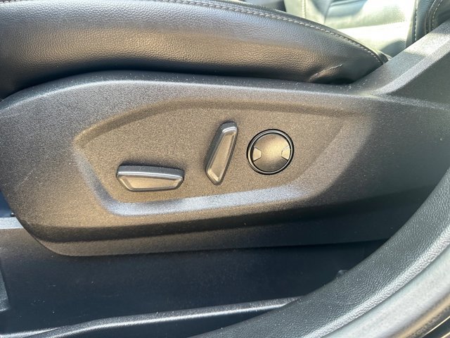 Used 2024 Ford Edge SEL AWD/4WD image 16
