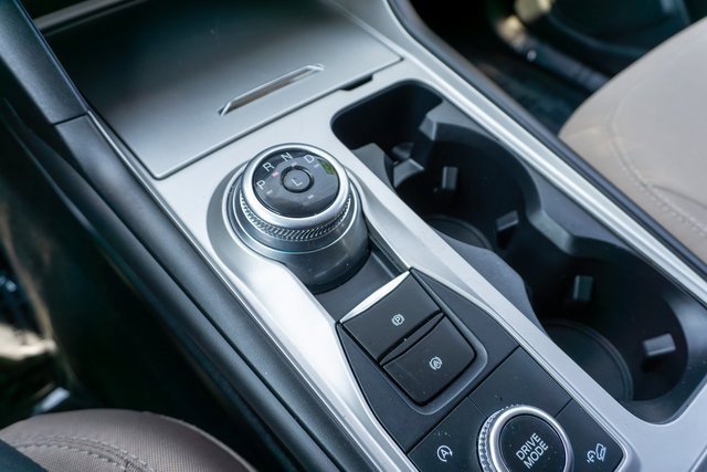 Used 2023 Ford Explorer XLT image 30