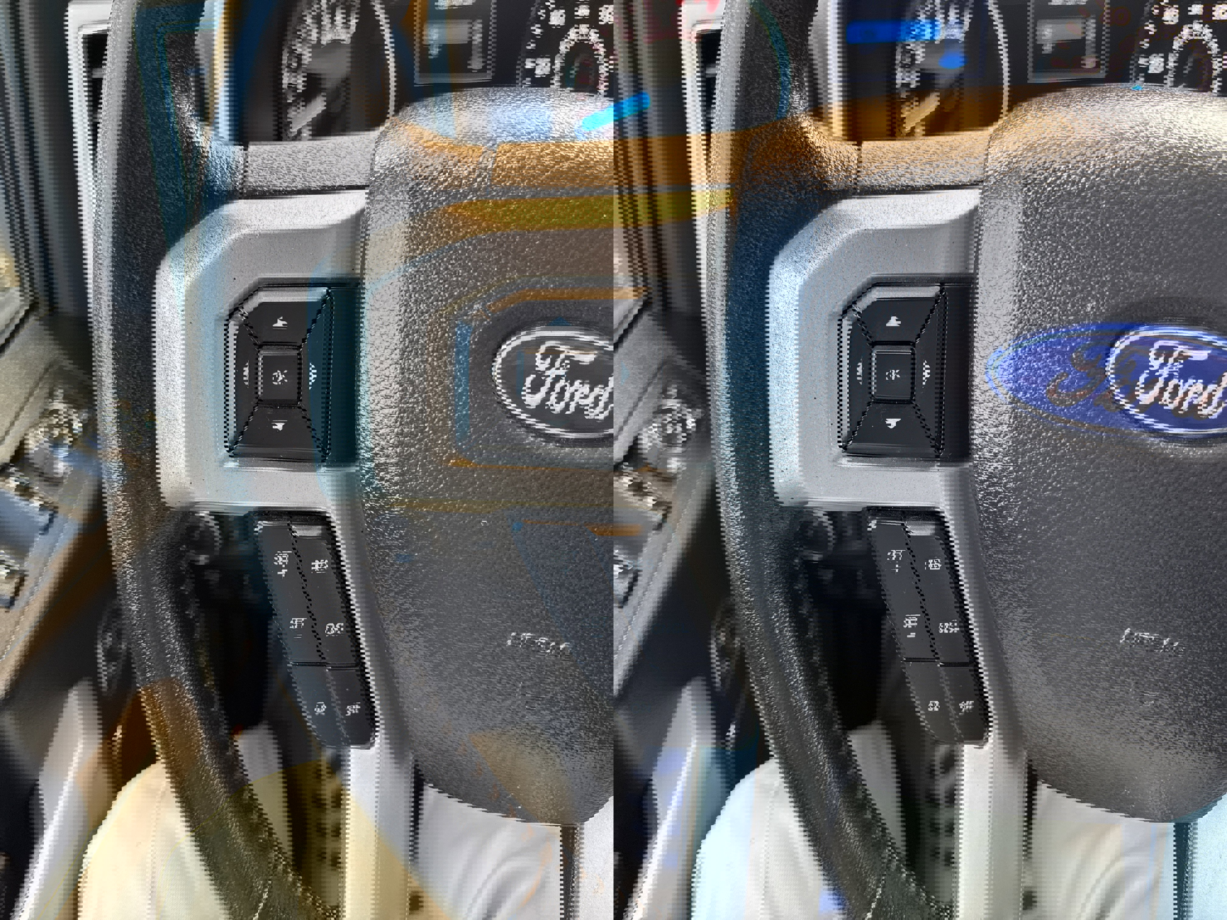 Used 2020 Ford F150 Lariat image 27