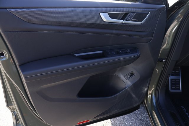 New 2026 Volkswagen Atlas Cross Sport SEL Premium R-Line image 10
