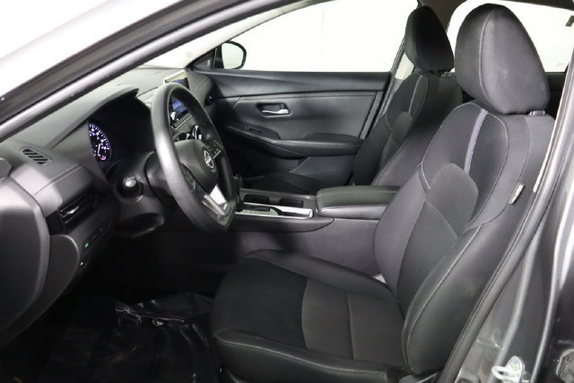 Used 2024 Nissan Sentra SV FWD image 14