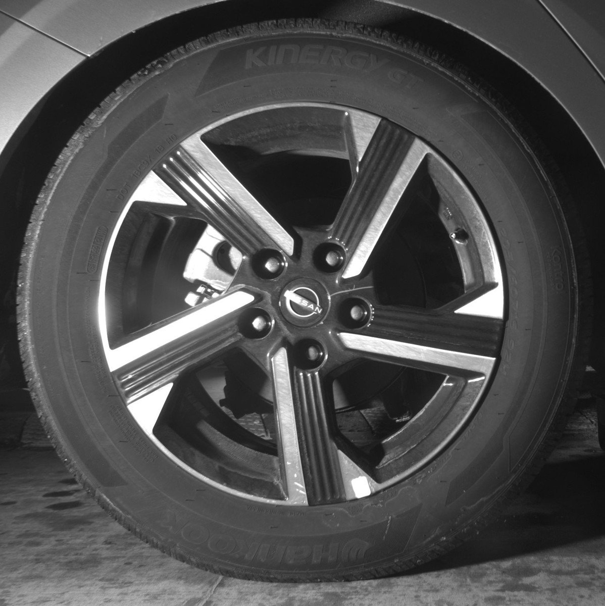 Used 2025 Nissan Sentra SV image 14