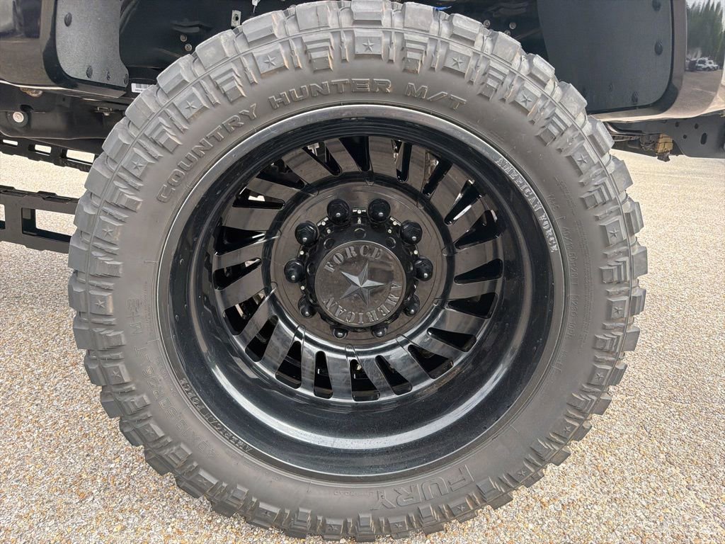 Used 2024 Ford F450 Platinum w/ FX4 Off-Road Package AWD/4WD image 22