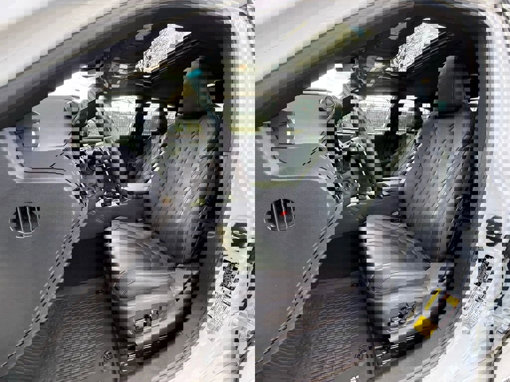 Certified 2024 Lexus ES 300h F Sport image 21