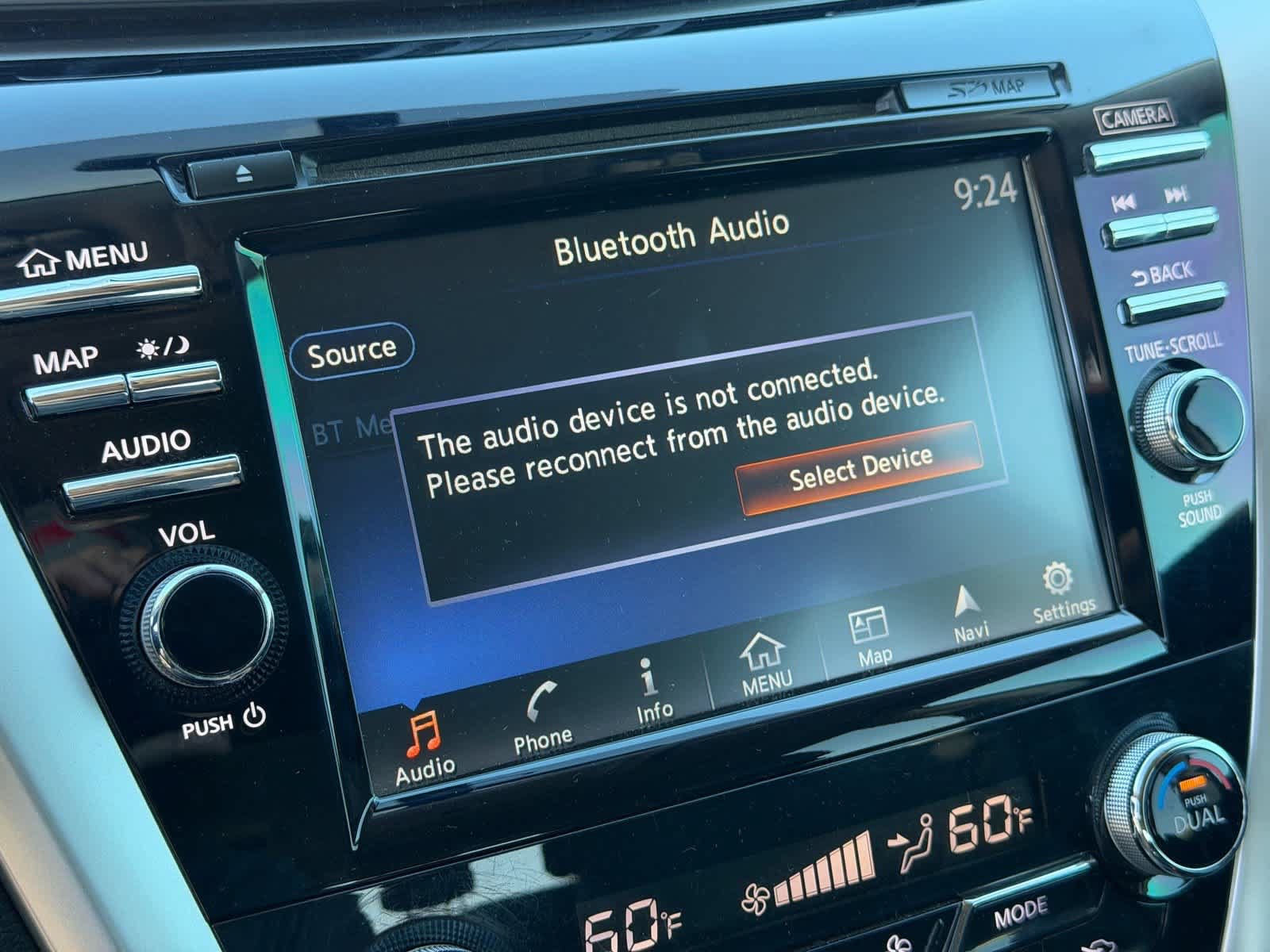 Certified 2016 Nissan Murano Platinum w/ Platinum Technology Package FWD image 14