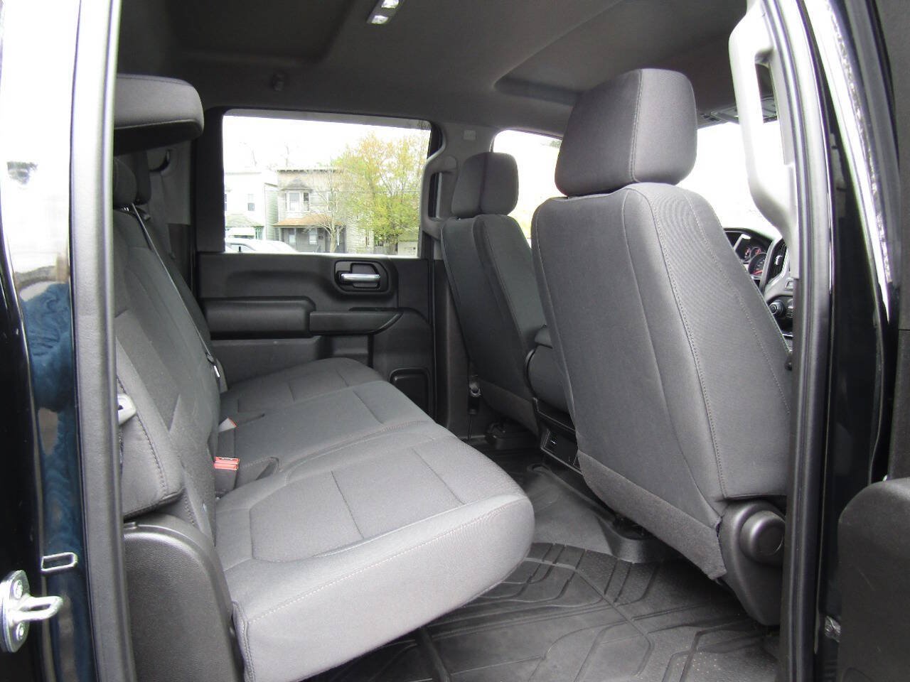 Used 2021 Chevrolet Silverado 2500 Custom w/ Custom Value Package AWD/4WD image 26