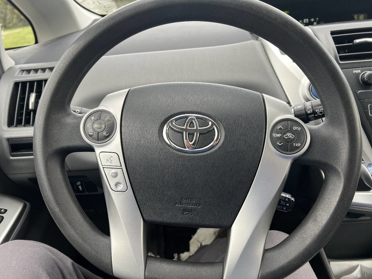 Used 2012 Toyota Prius V Three image 17