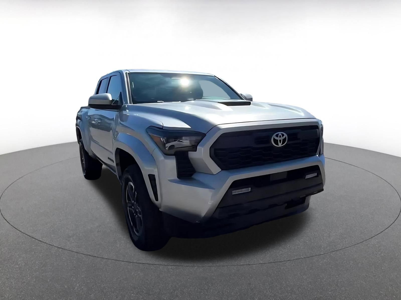 Used 2024 Toyota Tacoma TRD Sport RWD image 3