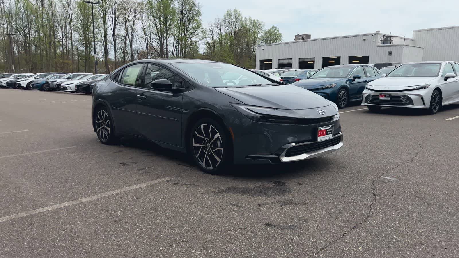 New 2026 Toyota Prius Plug-In Hybrid FWD image 2