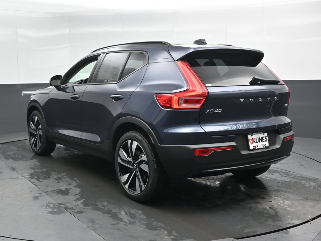 New 2026 Volvo XC40 B5 Ultra w/ Climate Package AWD/4WD image 8