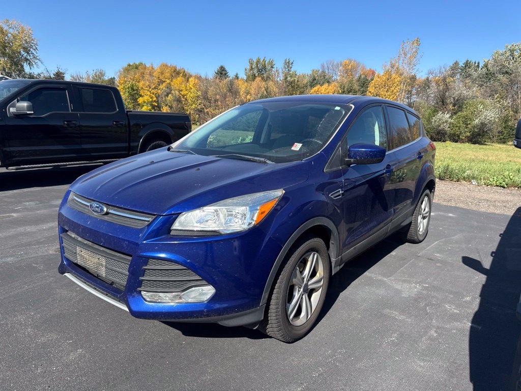 Used 2016 Ford Escape SE w/ SE Cold Weather Package FWD image 4