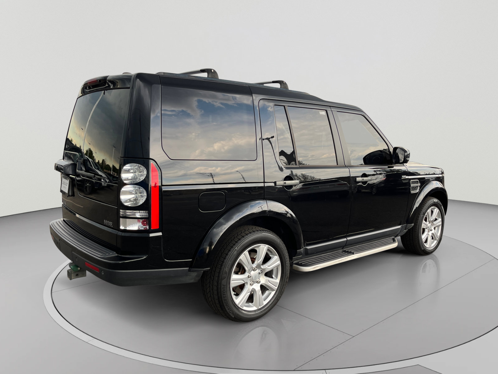 Used 2015 Land Rover LR4 HSE AWD/4WD image 5