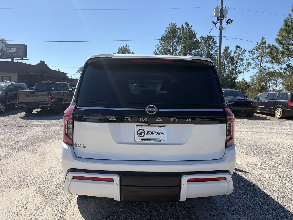 Used 2025 Nissan Armada SV RWD image 5