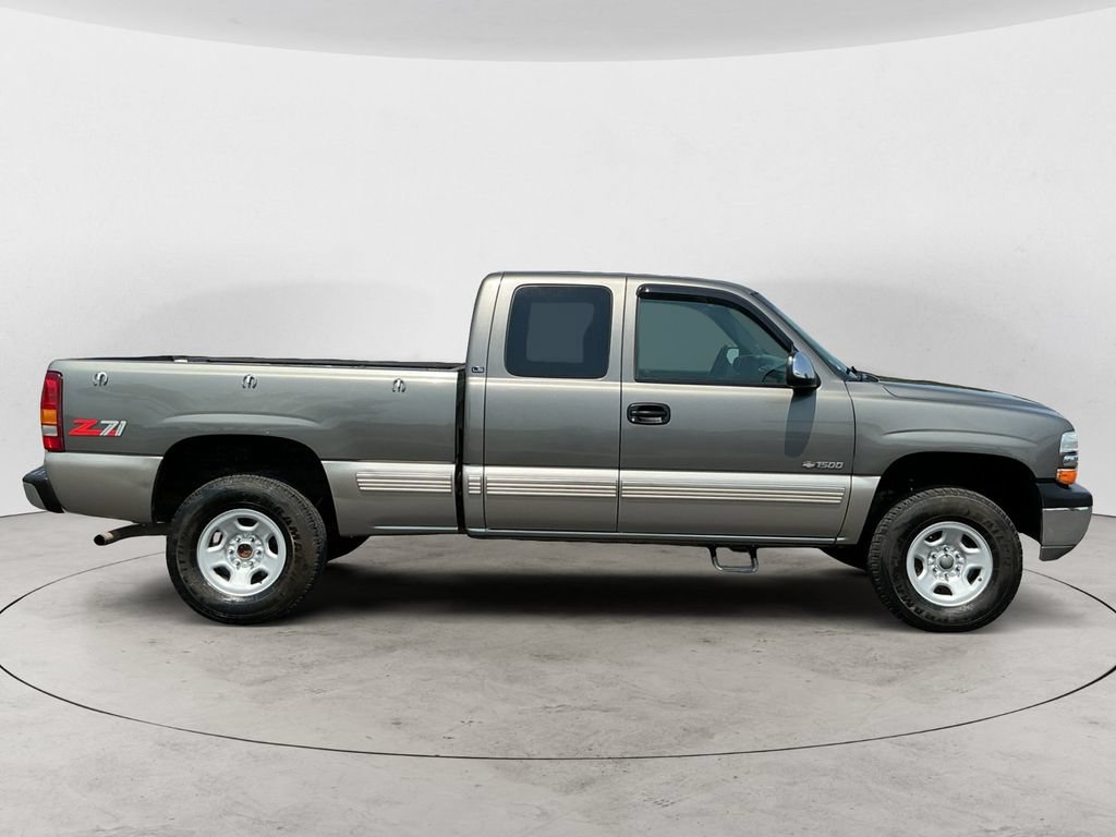Used 1999 Chevrolet Silverado 1500 LS w/ Off-Road Chassis Pkg AWD/4WD image 4