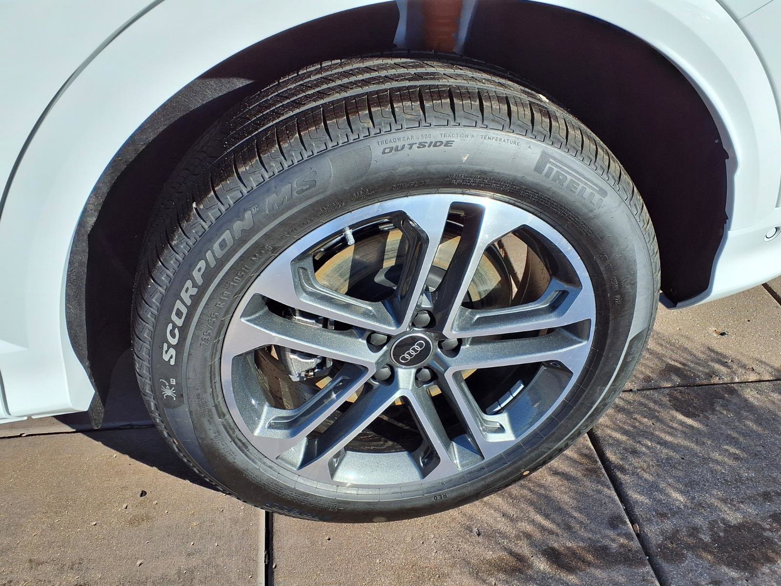 New 2025 Audi Q5 Premium image 11