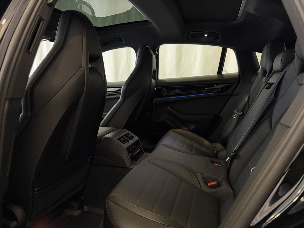 New 2026 Porsche Panamera 4 AWD/4WD image 24