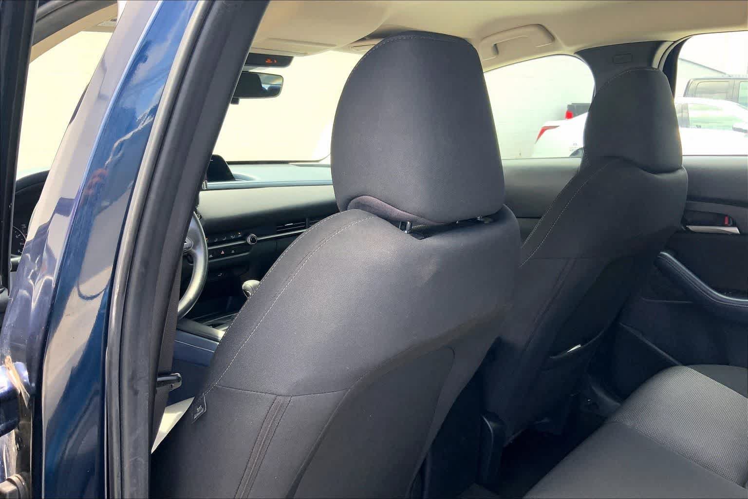 Used 2020 MAZDA CX-30 FWD image 12