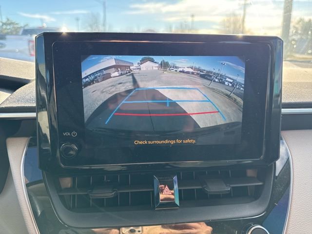 Used 2023 Toyota Corolla LE image 23