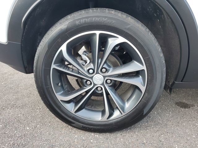 Used 2023 Buick Encore GX Select image 5