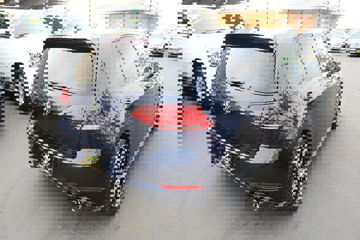 Used 2018 Volkswagen GTI S image 7