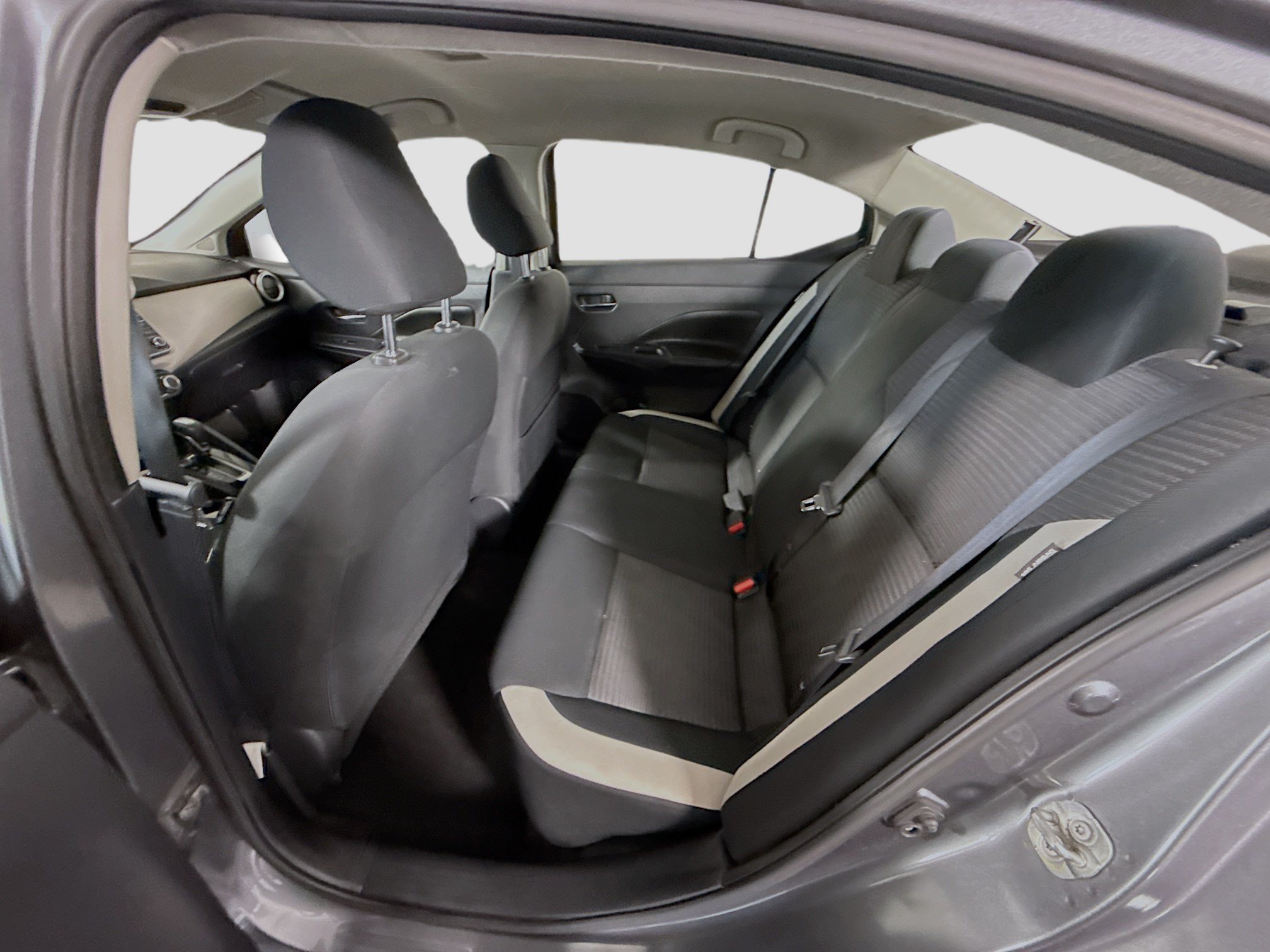 Used 2020 Nissan Versa SV FWD image 25