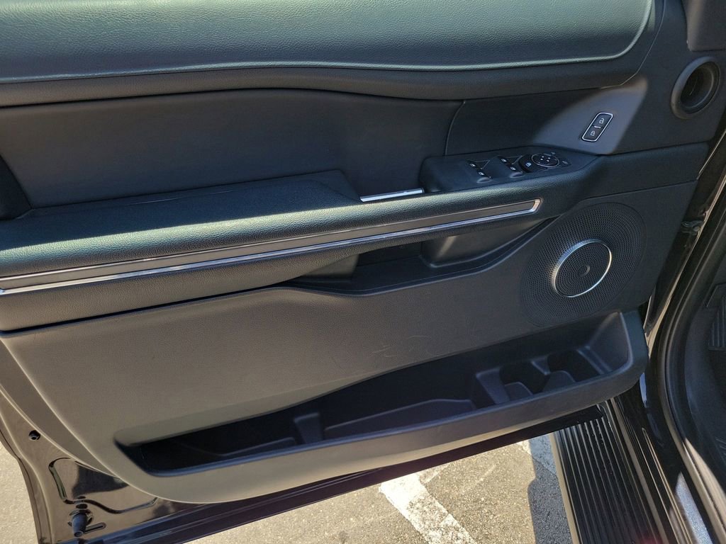 Used 2024 Ford Expedition Max XLT RWD image 15