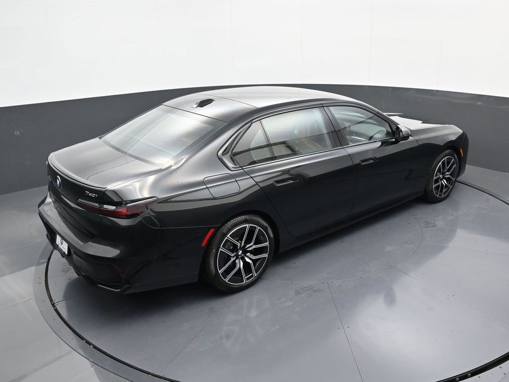 New 2026 BMW 740i xDrive image 45