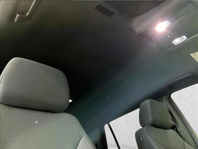 Used 2025 Chevrolet Tahoe LS RWD image 17