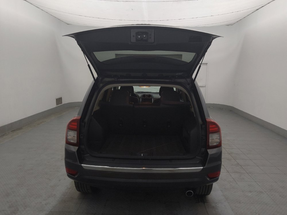 Used 2016 Jeep Compass High Altitude FWD image 29