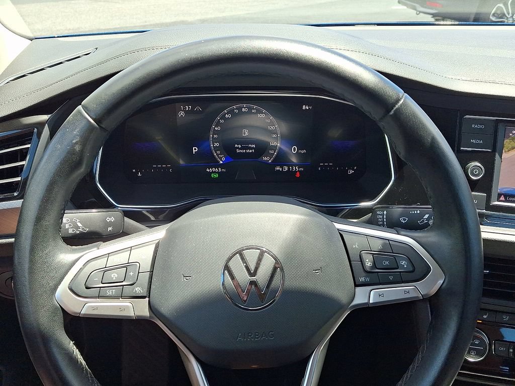 Used 2024 Volkswagen Jetta SE FWD image 19