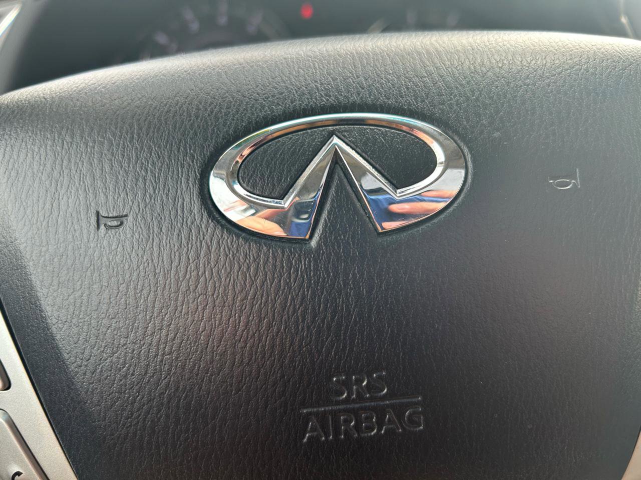 Used 2015 INFINITI QX80 4WD w/ Theater Package image 26