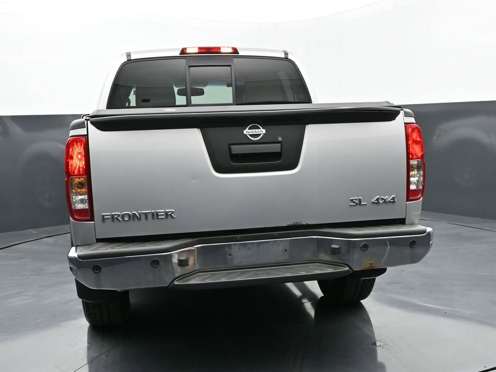 Used 2014 Nissan Frontier SL w/ SL Moonroof Package image 6