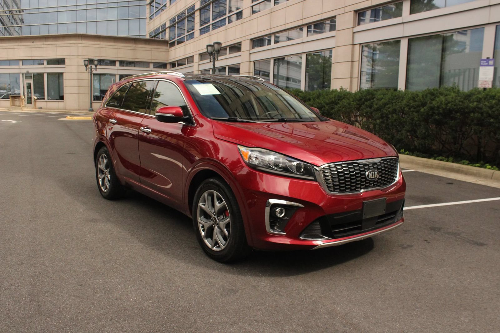 Used 2019 Kia Sorento FWD image 1