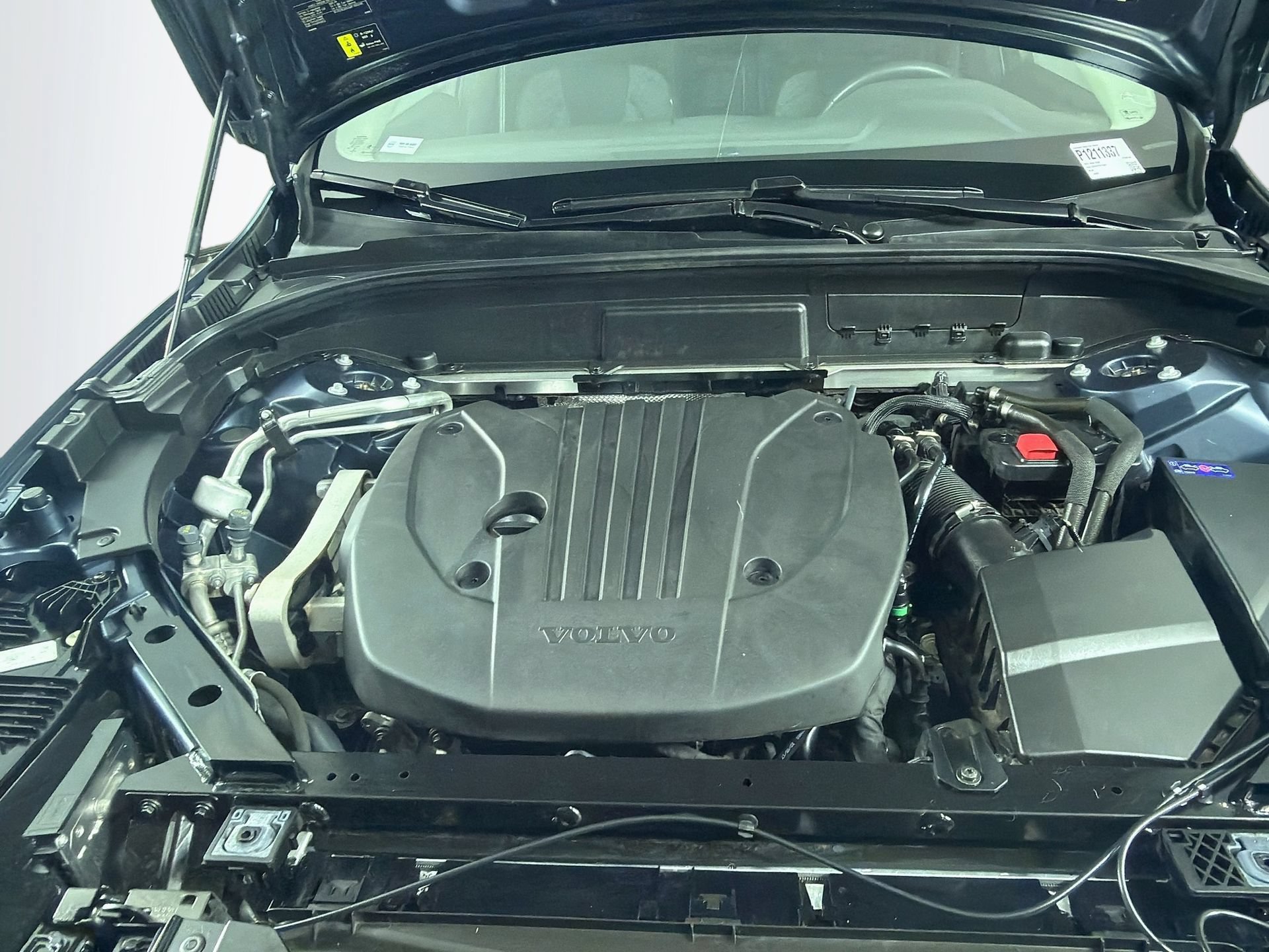 Certified 2023 Volvo XC60 B5 Core w/ Protection Package Premier FWD image 30