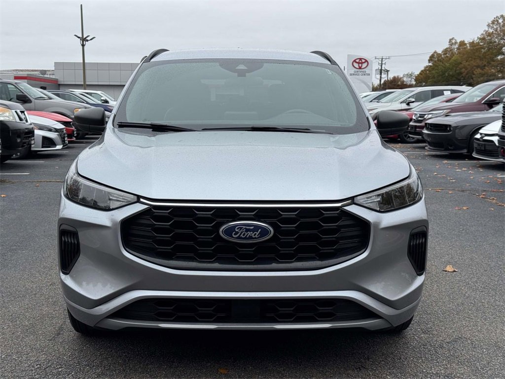 Used 2024 Ford Escape ST-Line w/ Cold Weather Package image 25