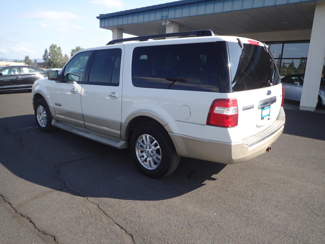 Used 2008 Ford Expedition EL Eddie Bauer AWD/4WD image 3