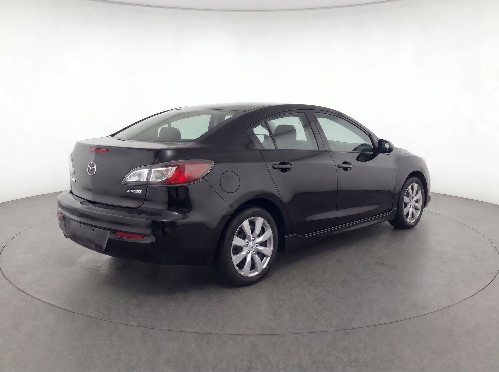 Used 2013 MAZDA MAZDA3 i Sport FWD image 4