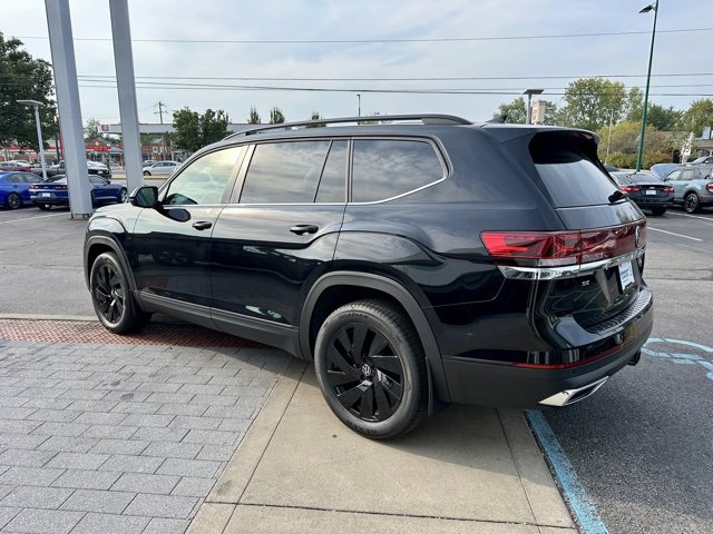 New 2026 Volkswagen Atlas SE image 5