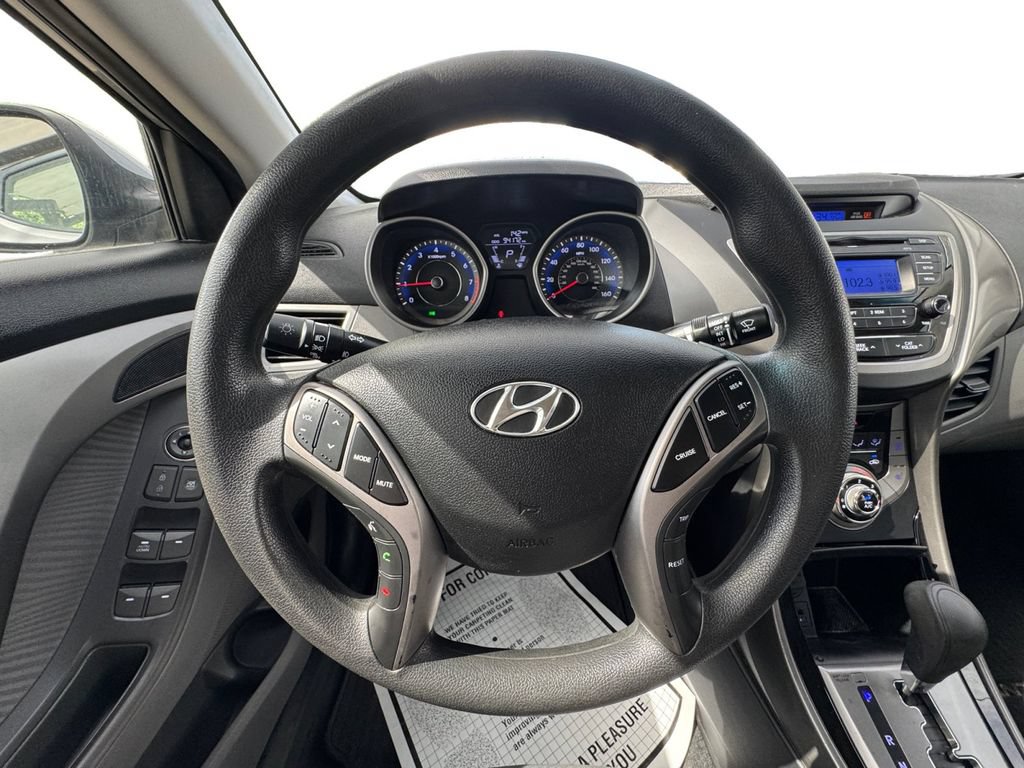 Used 2013 Hyundai Elantra GLS w/ Preferred Pkg FWD image 13