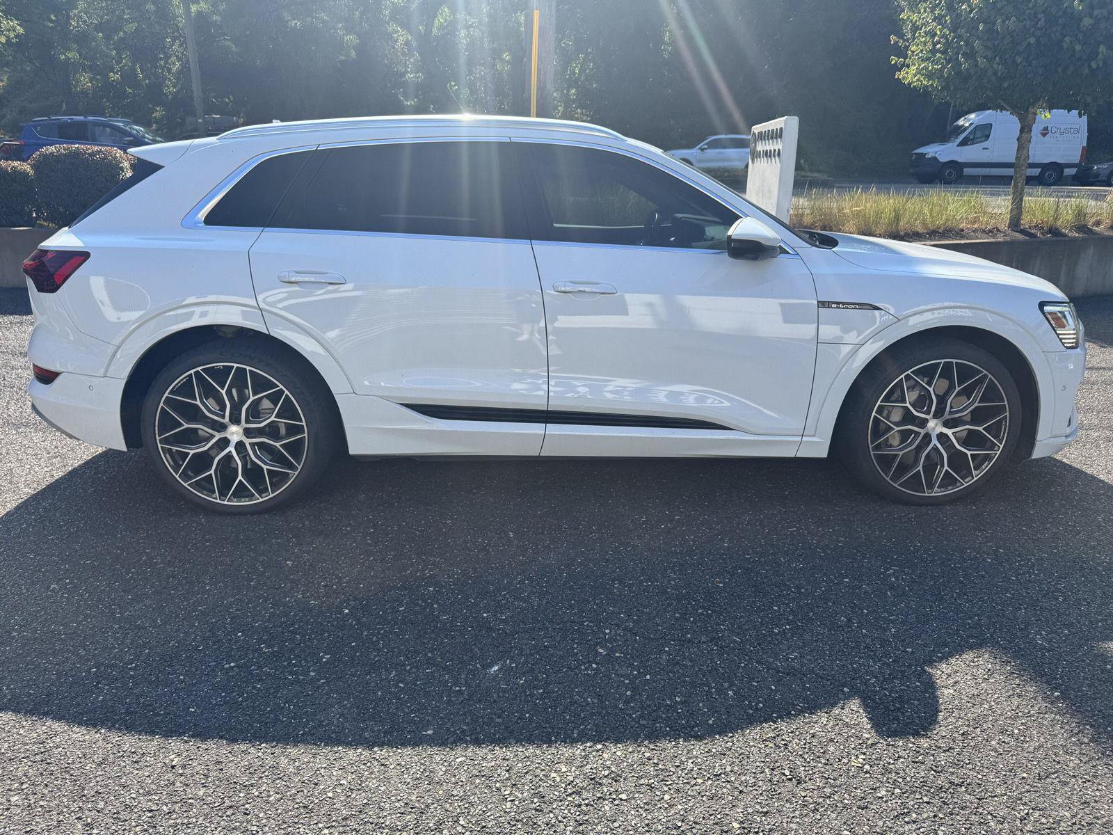 Used 2021 Audi e-tron Premium Plus AWD/4WD image 2